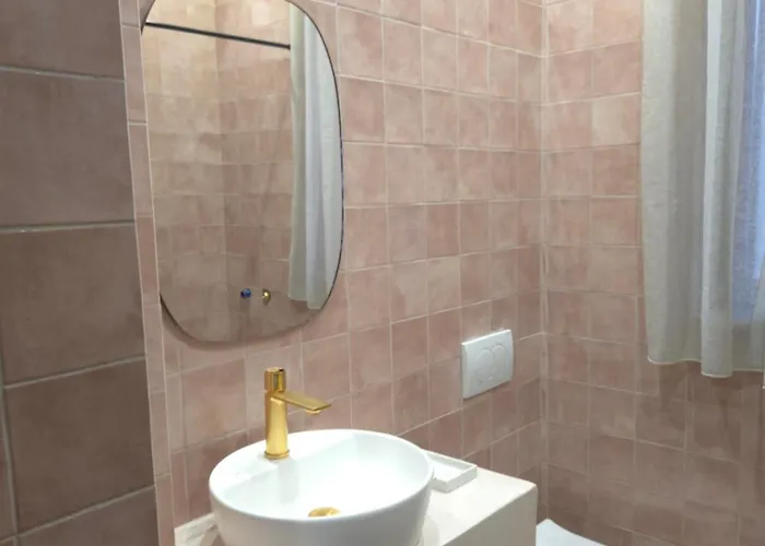 Drymadhes & Appartments Himare