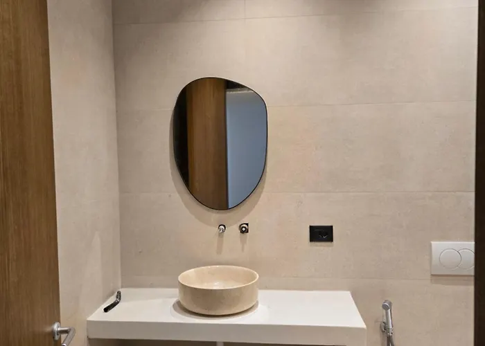 Drymadhes & Appartments Himare